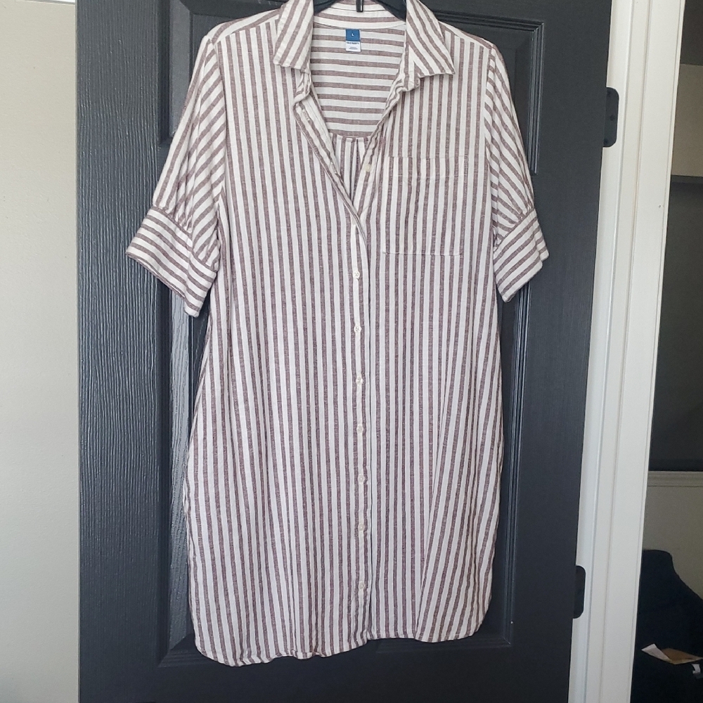 Old Navy Striped Shirt Dress in Taupe/Brown and Cream, Large